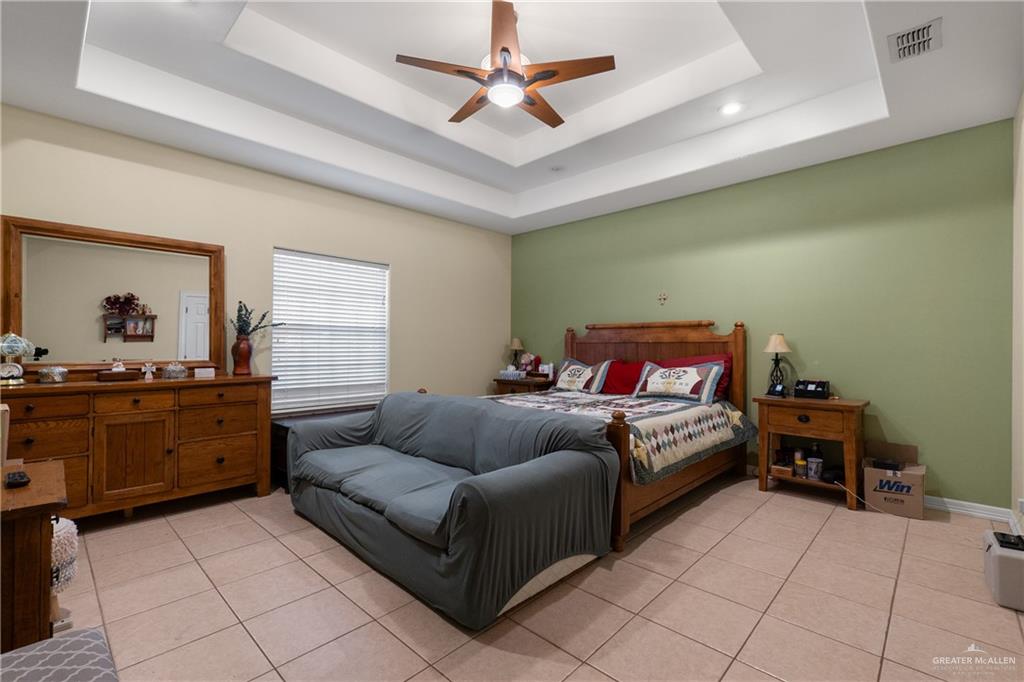 Photo 11 of 605 Whalen Road