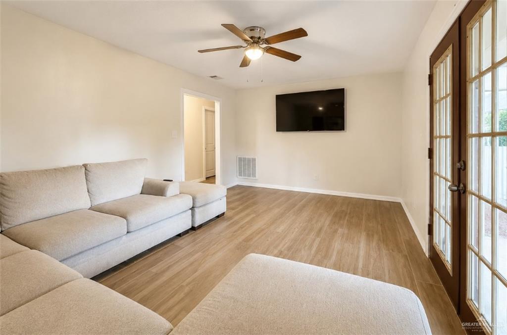 Photo 7 of 627 5th Street