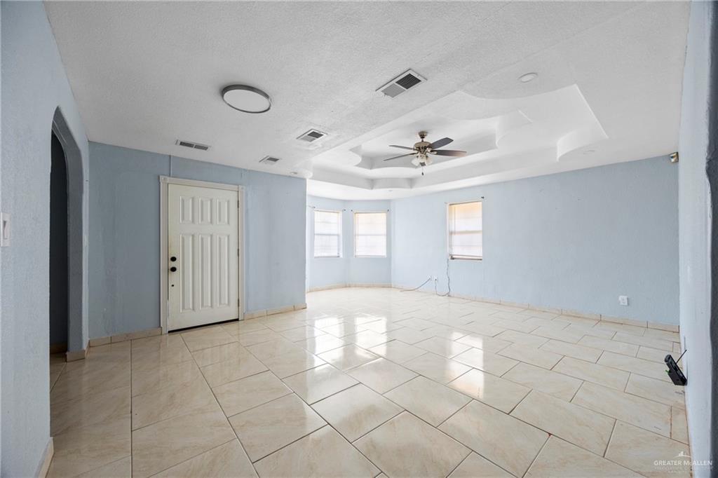 Photo 3 of 7009 Sabino Avenue