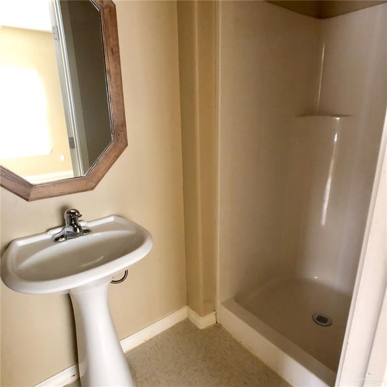 Photo 10 of 804 Taylor Road #38