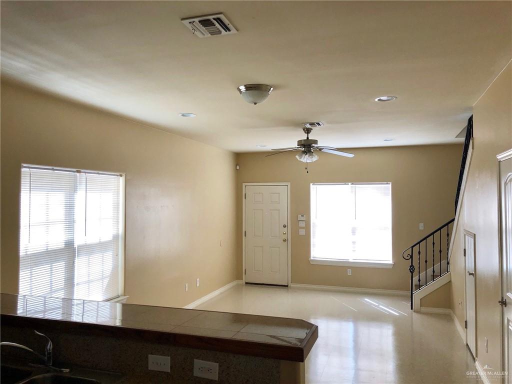 Photo 9 of 804 Taylor Road #38