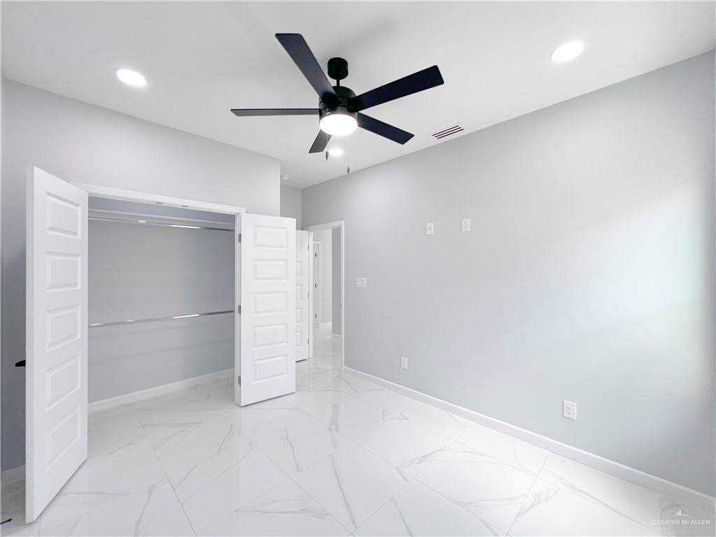 Photo 16 of 823 Woodson Avenue #4