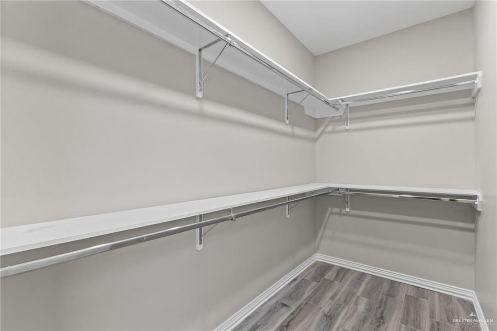 Photo 11 of 2605 Woodpecker Street #1