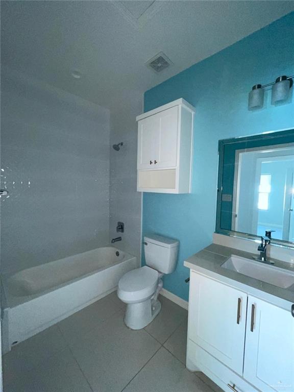 Photo 10 of 204 Helena Avenue #2