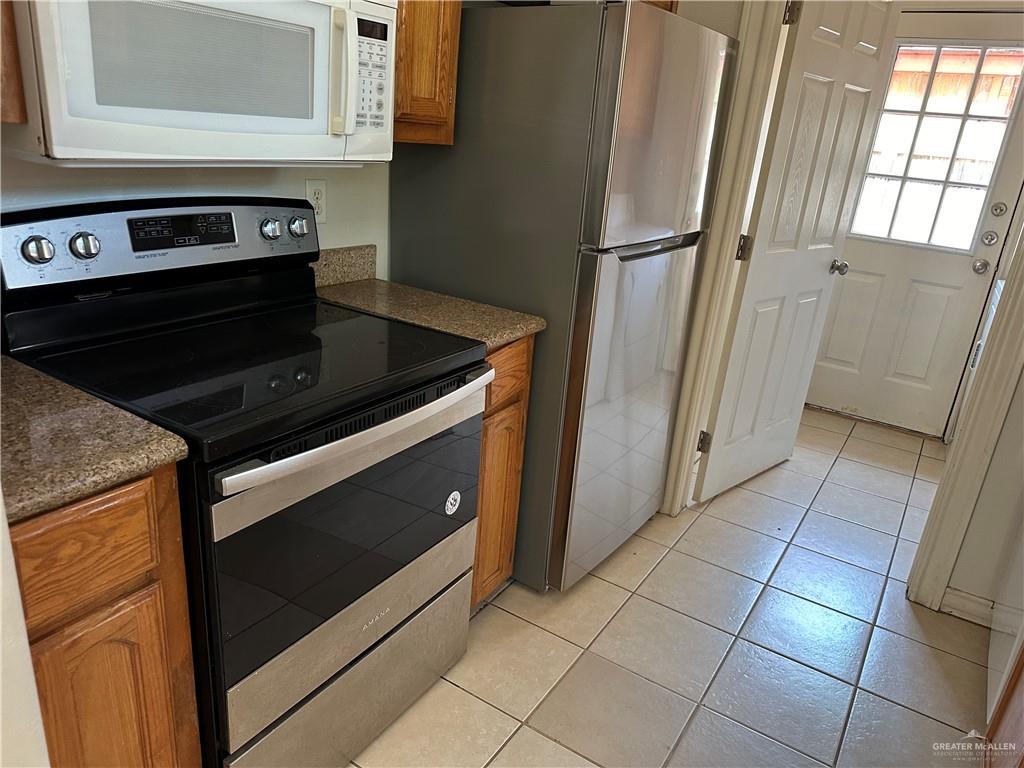 Photo 6 of 1813 Bahamas Drive
