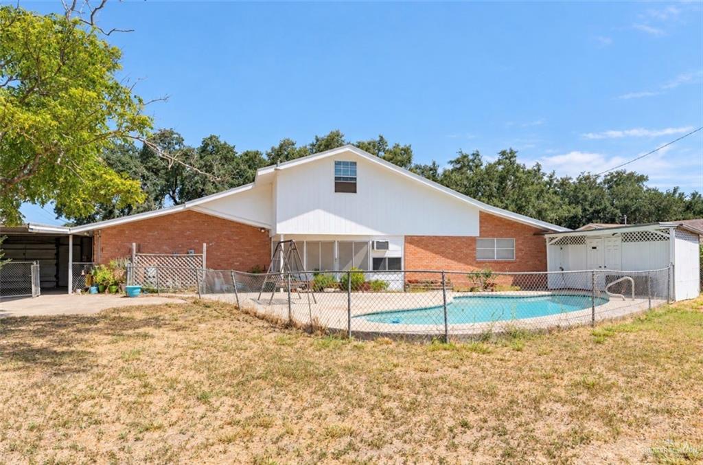 Photo 17 of 1311 Scobey Avenue