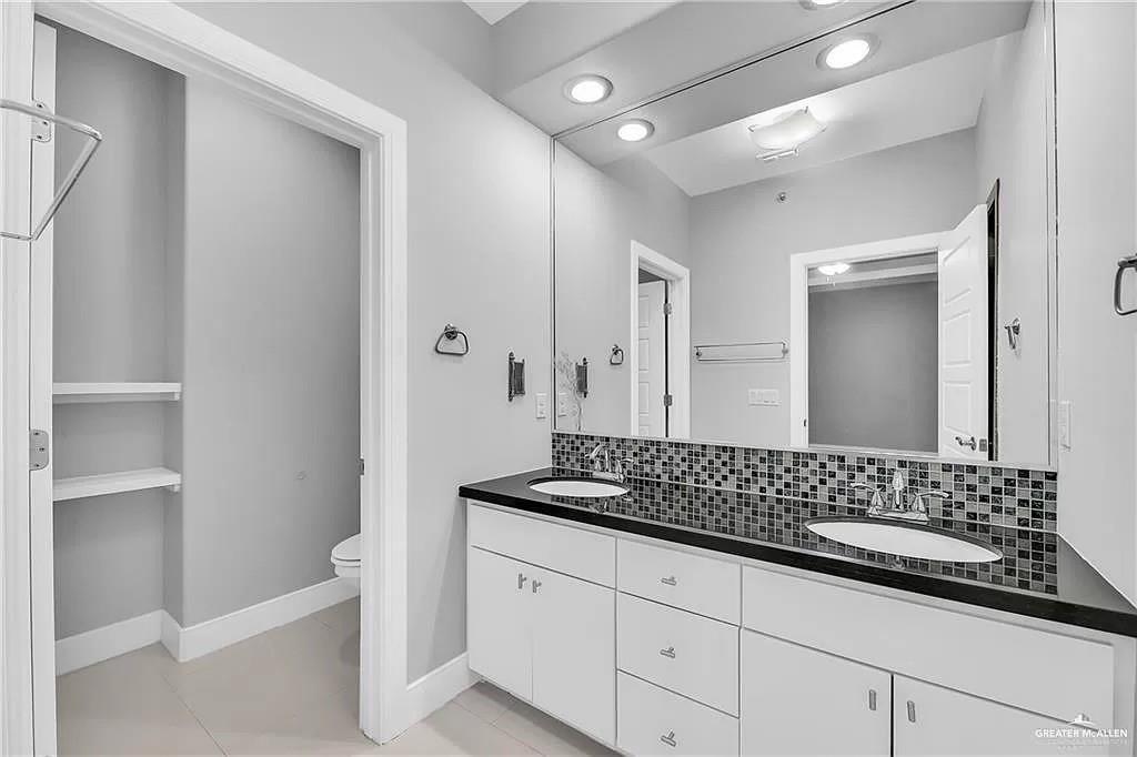 Photo 14 of 3016 L Street #1