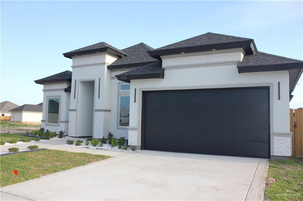 Photo 4 of 908 Dorado Drive