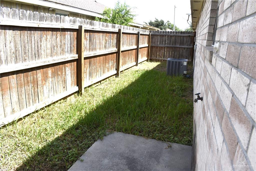 Photo 18 of 307 Albatross Avenue
