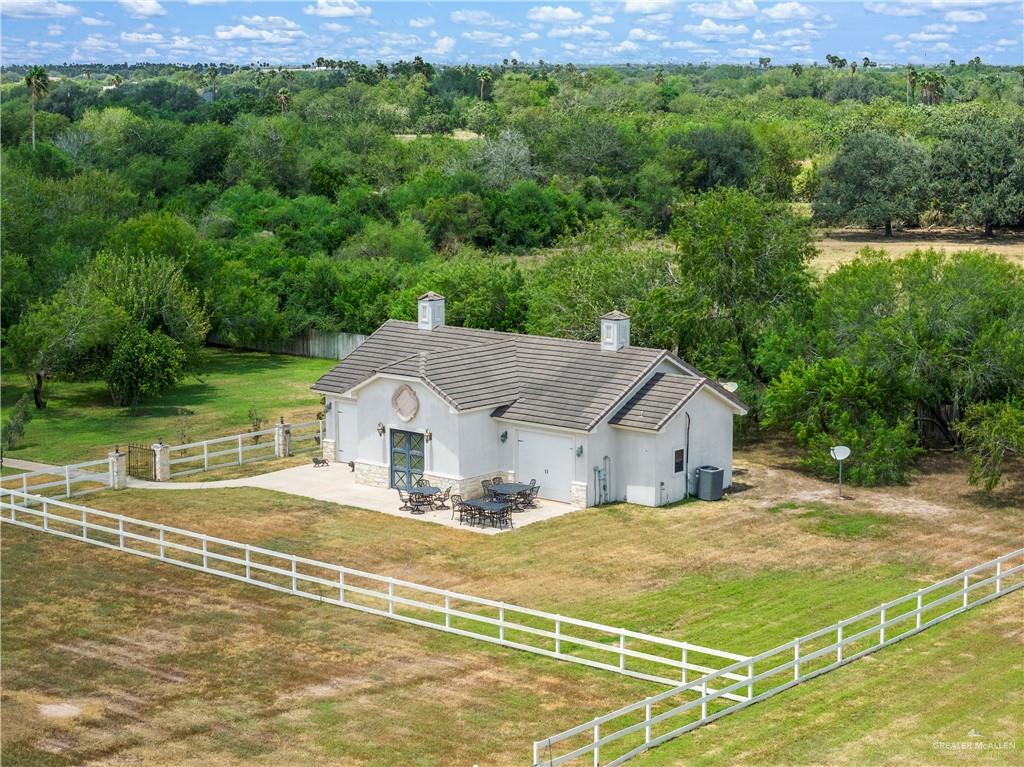 Photo 6 of 16157 Mayfield Road