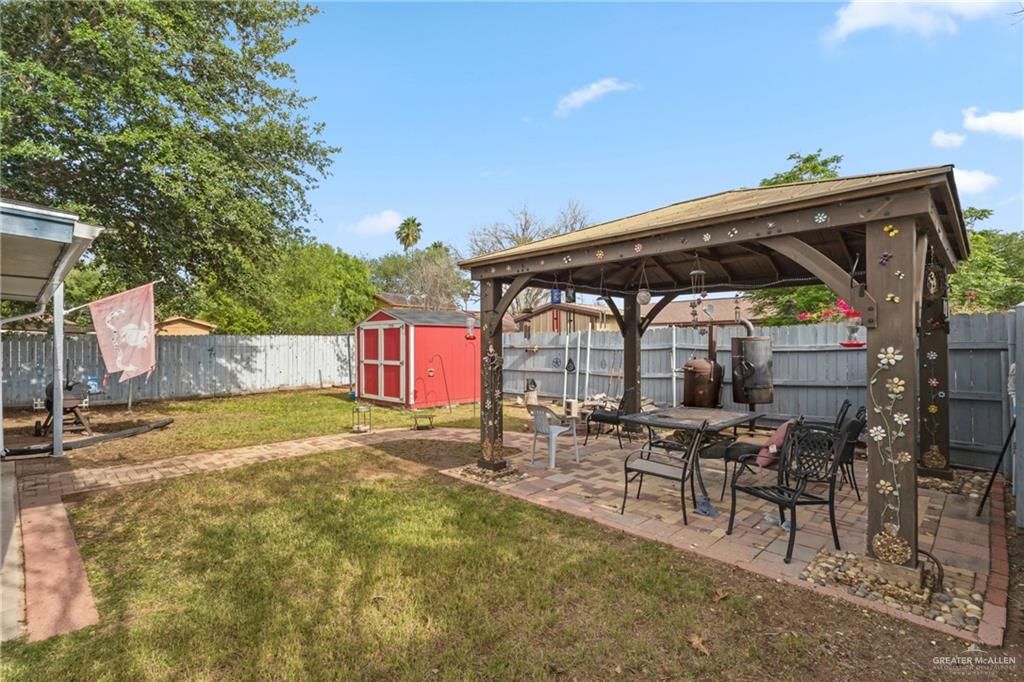 Photo 16 of 2124 Hawk Avenue