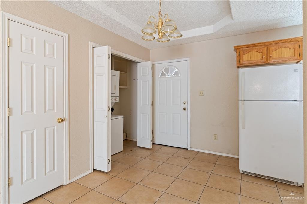 Photo 7 of 1607 Portales Drive