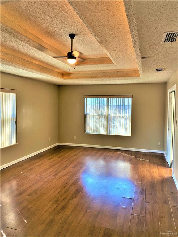 Photo 18 of 3609 Raquel Avenue