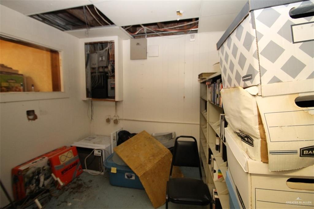 Photo 17 of 1710 6th Street