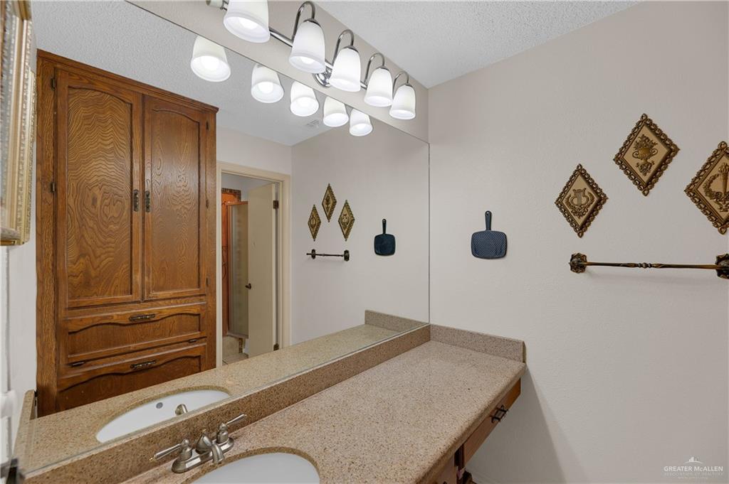 Photo 12 of 2816 28th Street