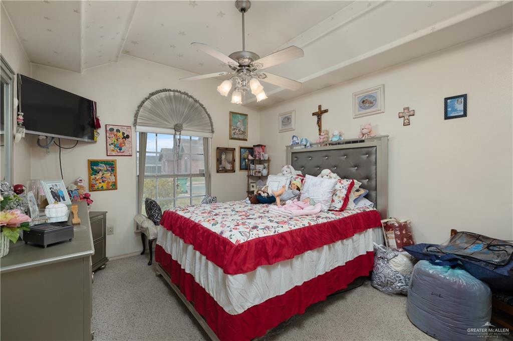 Photo 10 of 1208 Buchanan Drive
