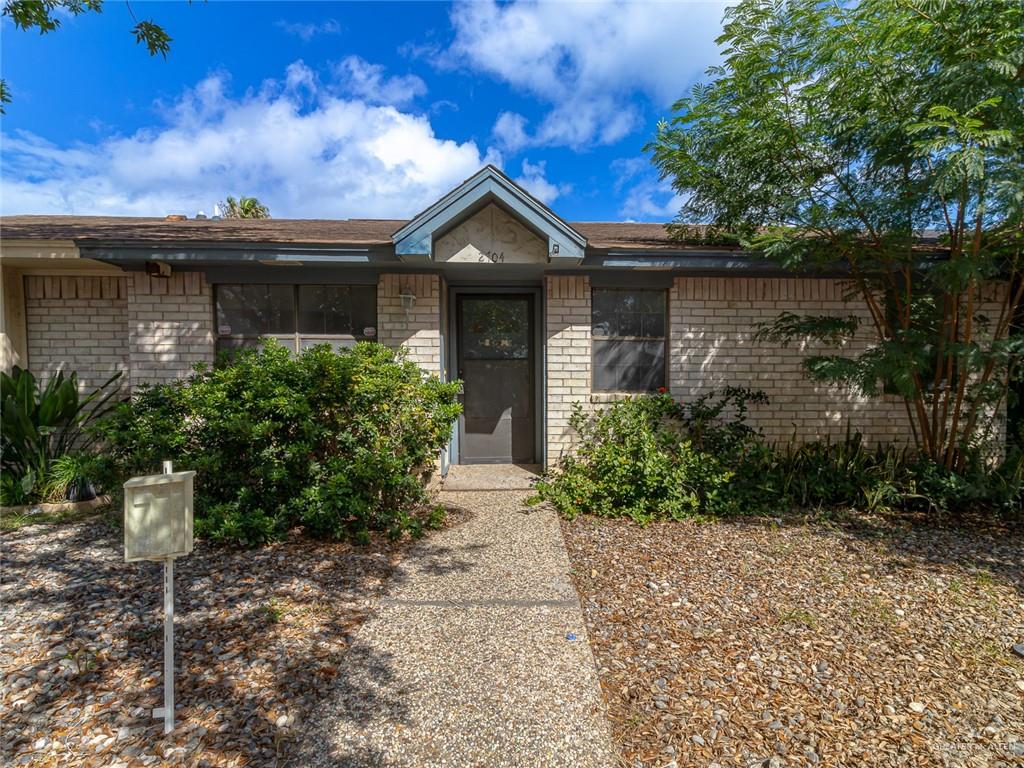 Townhome home at 2704 Ashley Court, Pharr, Texas