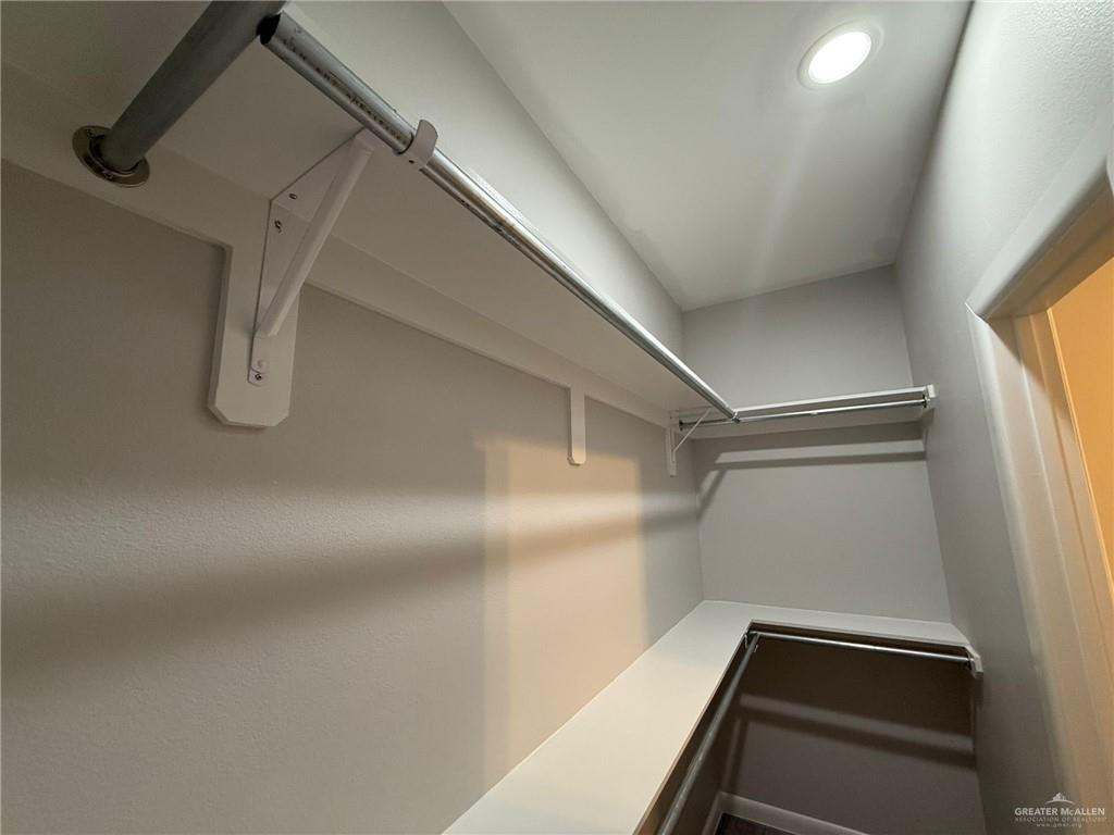 Photo 18 of 800 Dove Avenue #4