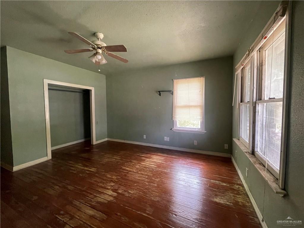 Photo 11 of 734 Acacia Avenue