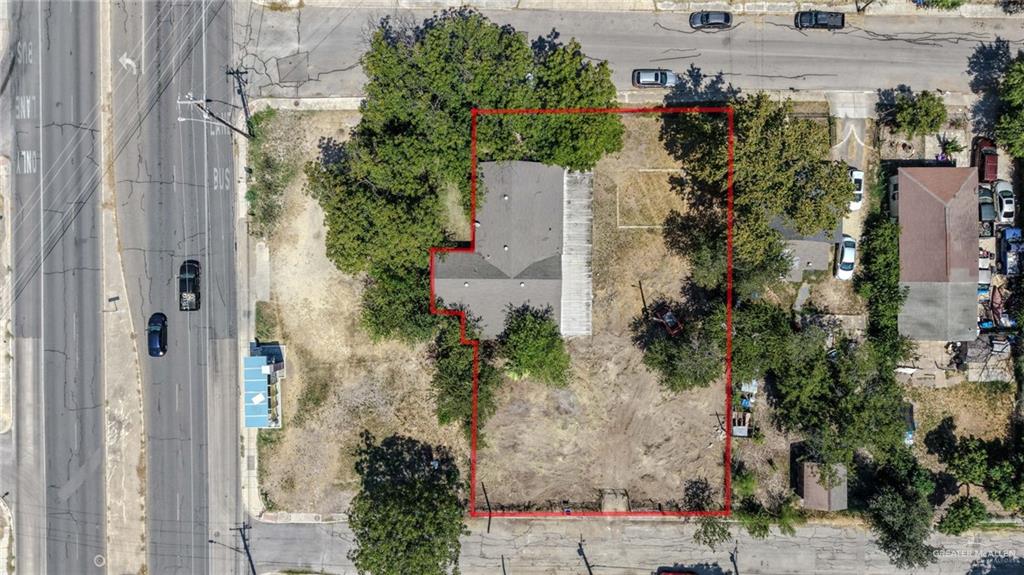 Photo 3 of 1578 Flanders Avenue