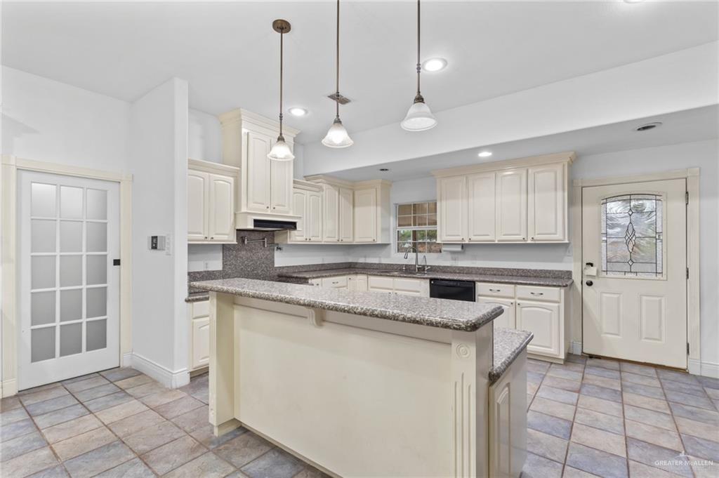 Photo 9 of 8400 29th Street