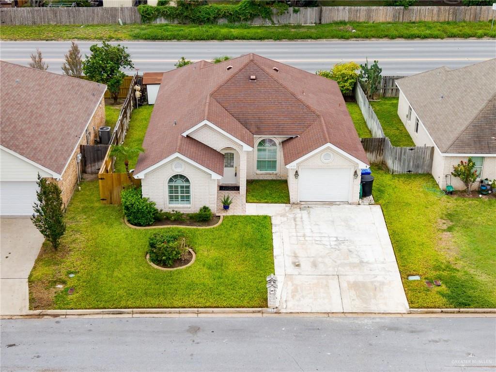 Photo 2 of 1933 Baylor Avenue
