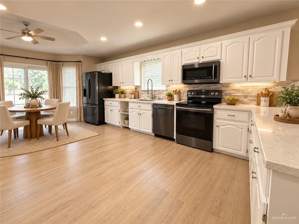 Photo 8 of 7454 Floyd Drive