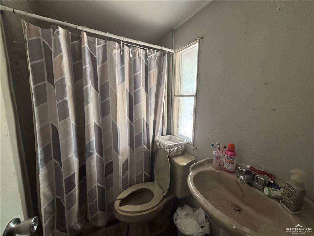 Photo 10 of 8204 Jubilee Boulevard