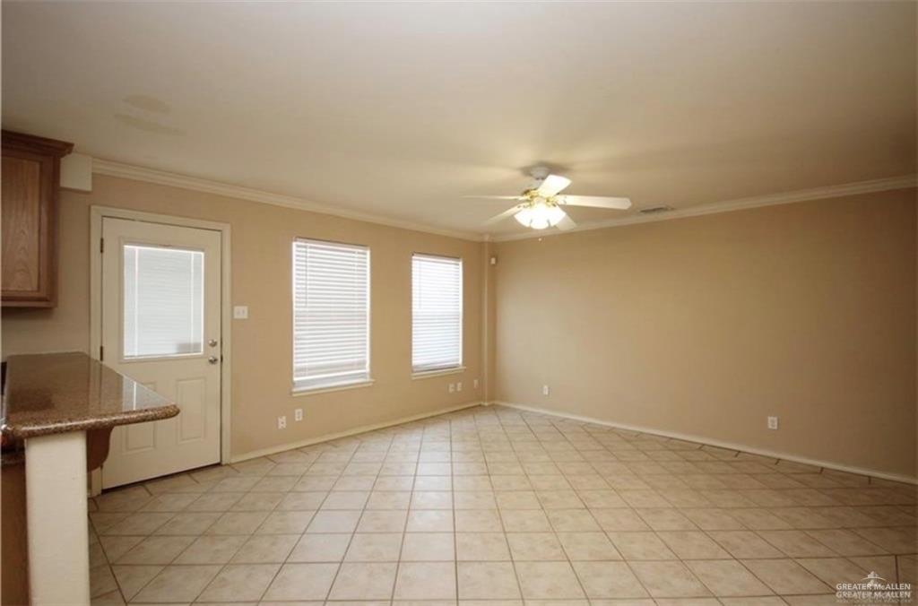 Photo 4 of 2609 Nassau Street