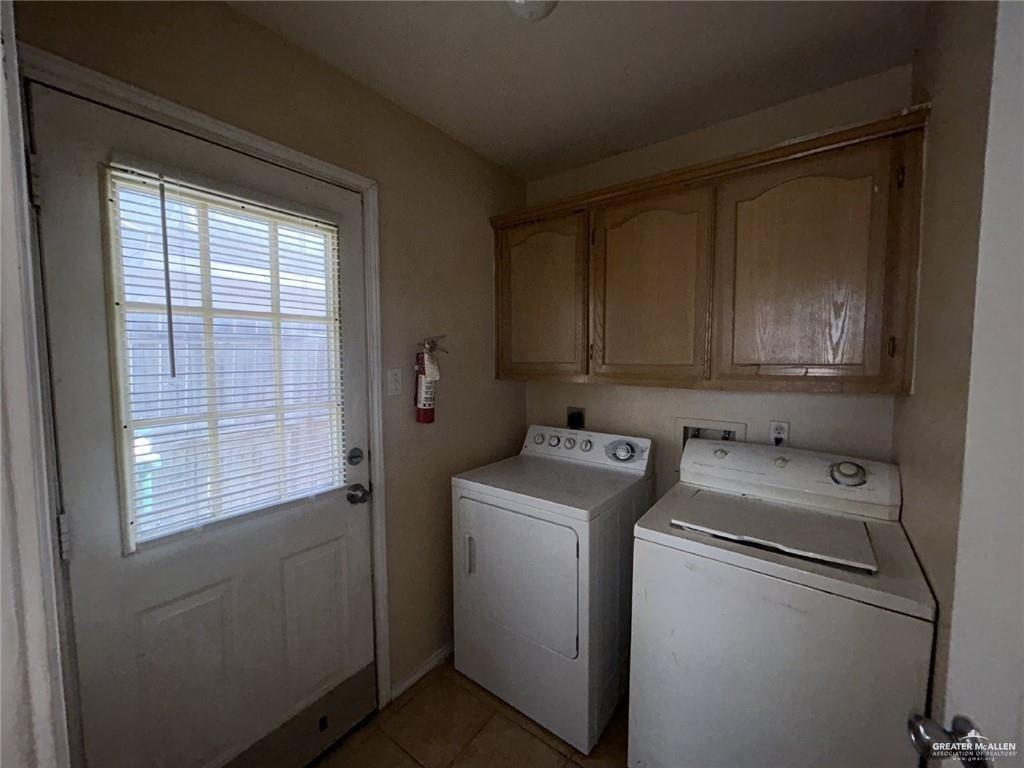 Photo 5 of 1803 Douglas Street #3