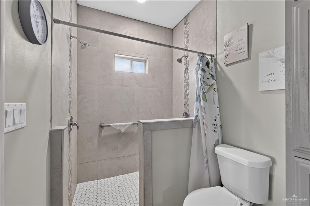 Photo 10 of 2912 Monte Morelos Street
