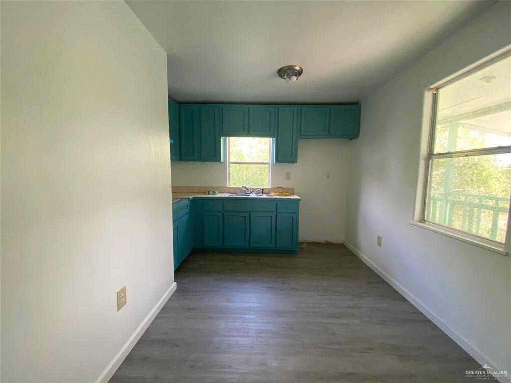 Photo 3 of 521 Sprague Street #3