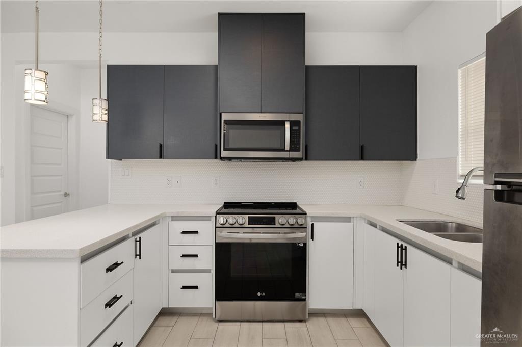 Photo 9 of 1722 Marlin Street #2