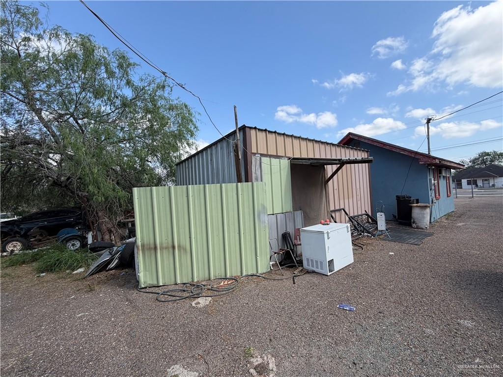 Photo 5 of 206 Dicker Drive